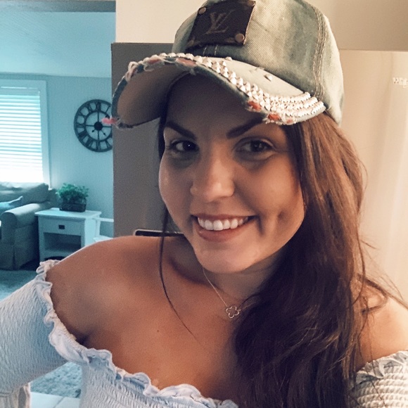 Meet your Posher, Morgan - Picture 2 of 2